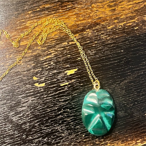 Malachite on 12K Gold or GF Chain - Very Old Carved Beautiful Pendant Necklace - Picture 3 of 9